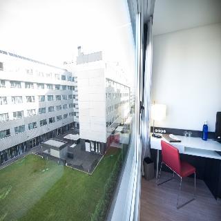 Hotel Axor Feria 4*